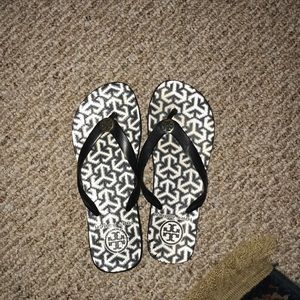 TORY BURCH FLIP FLOPS